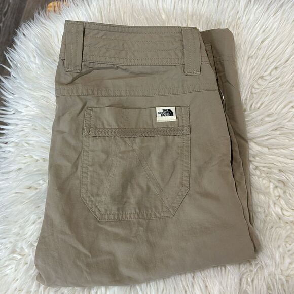 THE NORTH FACE CAPRIS SIZE 6 - Picture 1 of 9